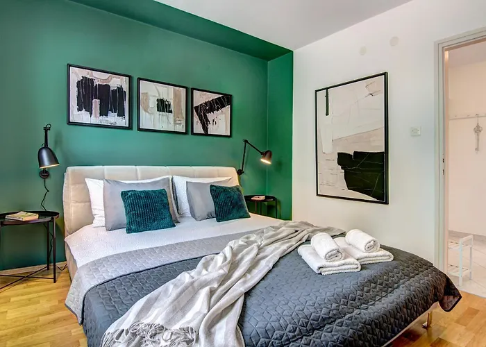 Centar White * 普拉