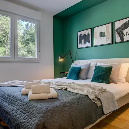 Centar White Πούλα